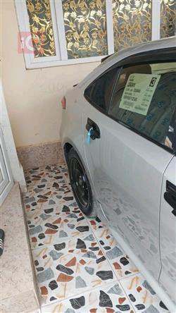 تۆیۆتا کۆرۆلا